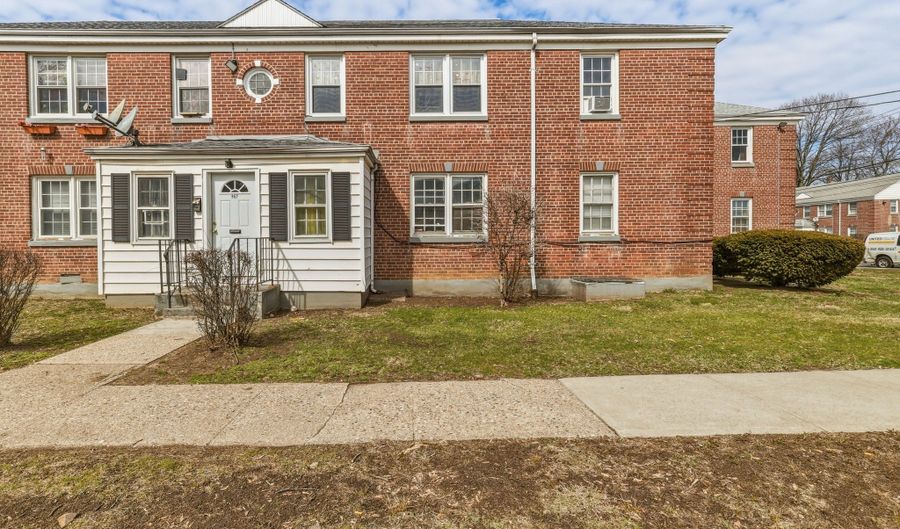 957 William St Apt B, Bridgeport, CT 06608 - 2 Beds, 1 Bath