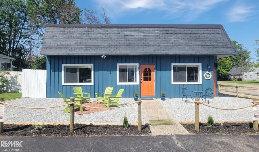 1401 Saint Clair Blvd, Algonac, MI 48001 - 2 Beds, 1 Bath