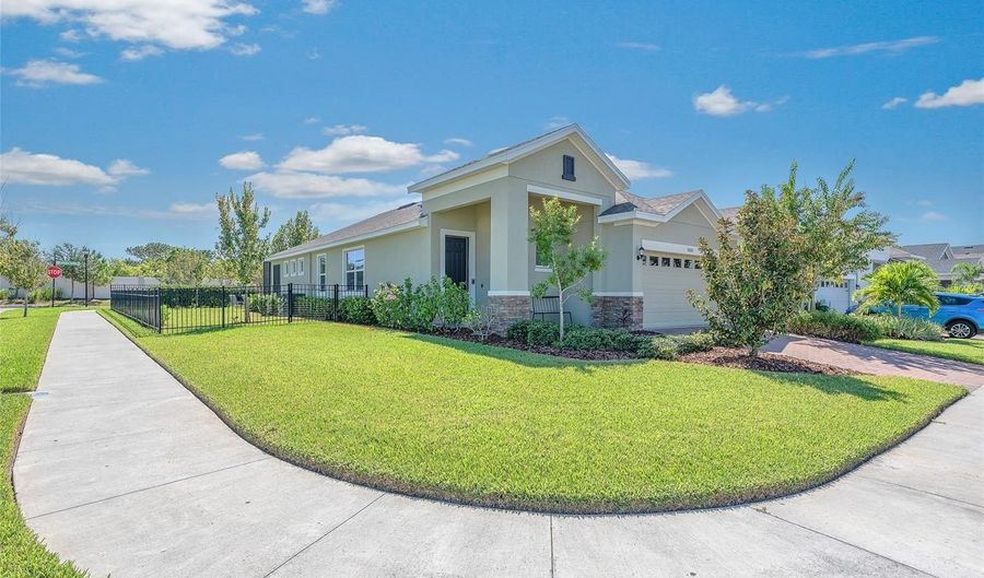 5551 DEL CORONADO Dr, Apollo Beach, FL 33572 - 3 Beds, 2 Bath