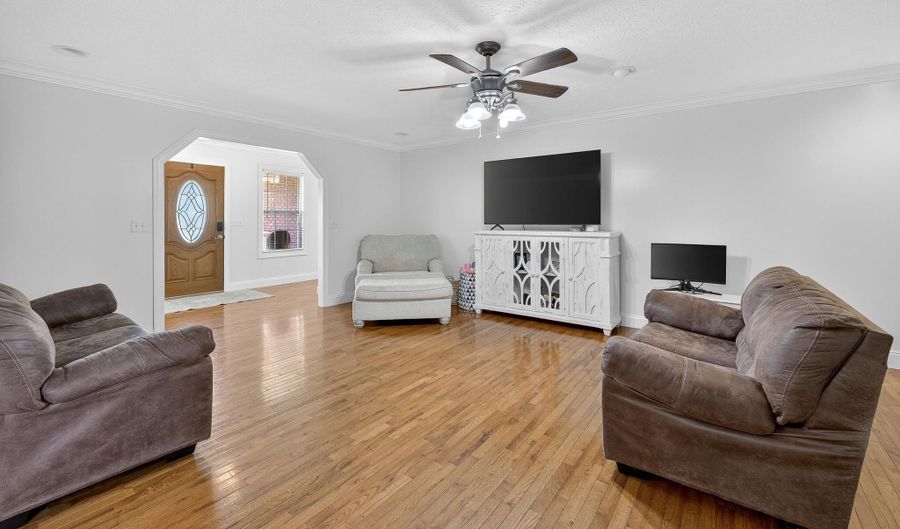 82 Drury Ln, Albertville, AL 35950 - 3 Beds, 2 Bath