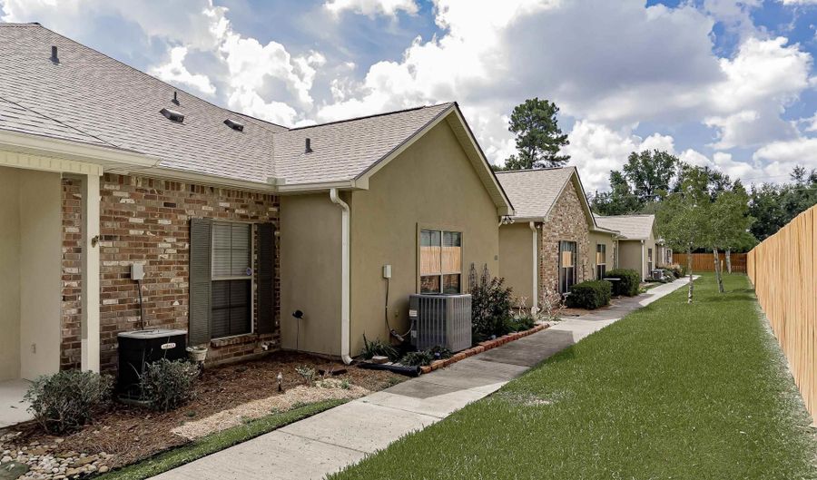 11510 Southfork Ave #34, Baton Rouge, LA 70816 - 3 Beds, 2 Bath