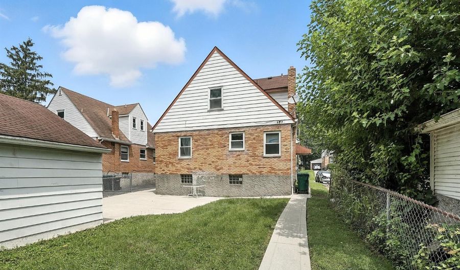 4975 Heuwerth Ave, Cincinnati, OH 45238 - 3 Beds, 2 Bath