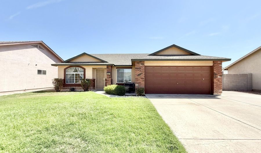 2321 E REMINGTON Pl, Chandler, AZ 85249 - 4 Beds, 2 Bath
