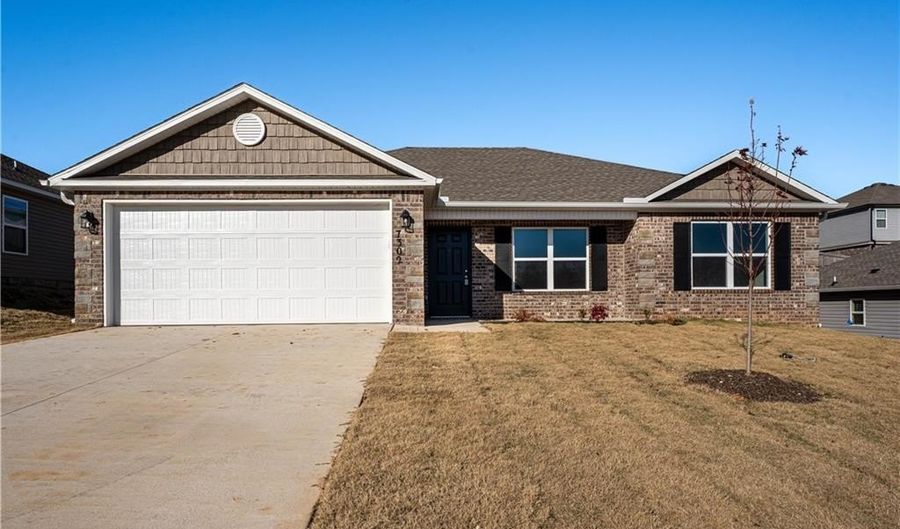 7302 SW Chestnut Hill Rd, Bentonville, AR 72713 - 3 Beds, 2 Bath