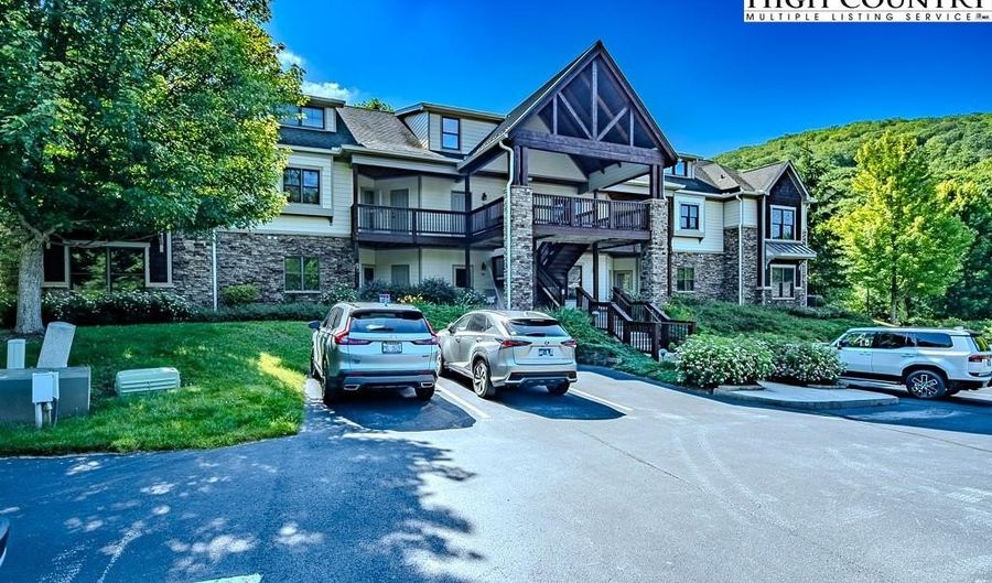 135- D Wapiti Way 8-D, Banner Elk, NC 28604 - 2 Beds, 2 Bath