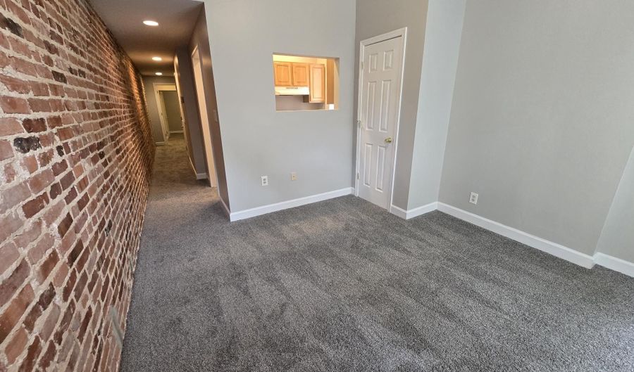 201 ELLWOOD Ave N APT # 1, Baltimore, MD 21224 - 1 Beds, 1 Bath