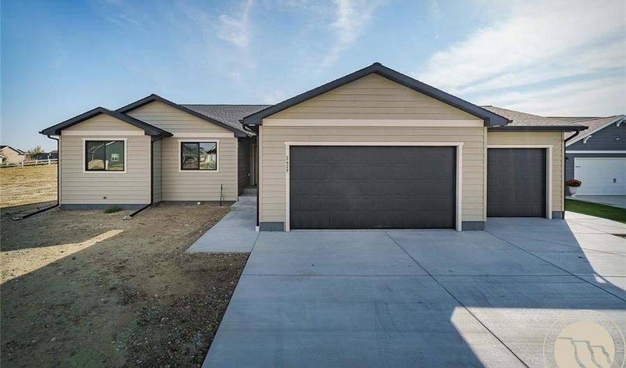 583 Chino Cir, Billings, MT 59105 - 3 Beds, 2 Bath