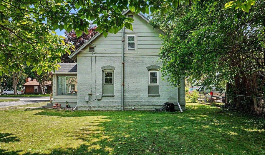 1309 Rosedale St, Alma, MI 48801 - 2 Beds, 1 Bath