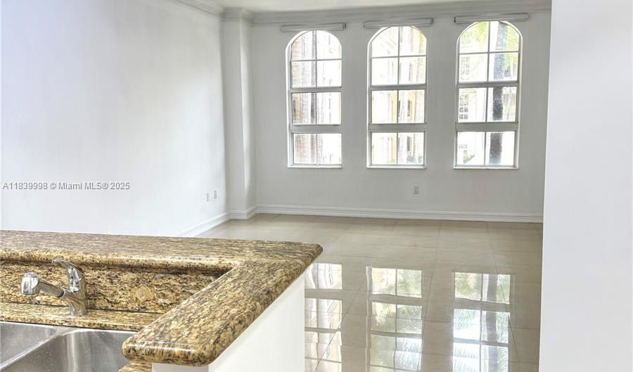 3001 NE 185th St 238, Aventura, FL 33180 - 1 Beds, 1 Bath