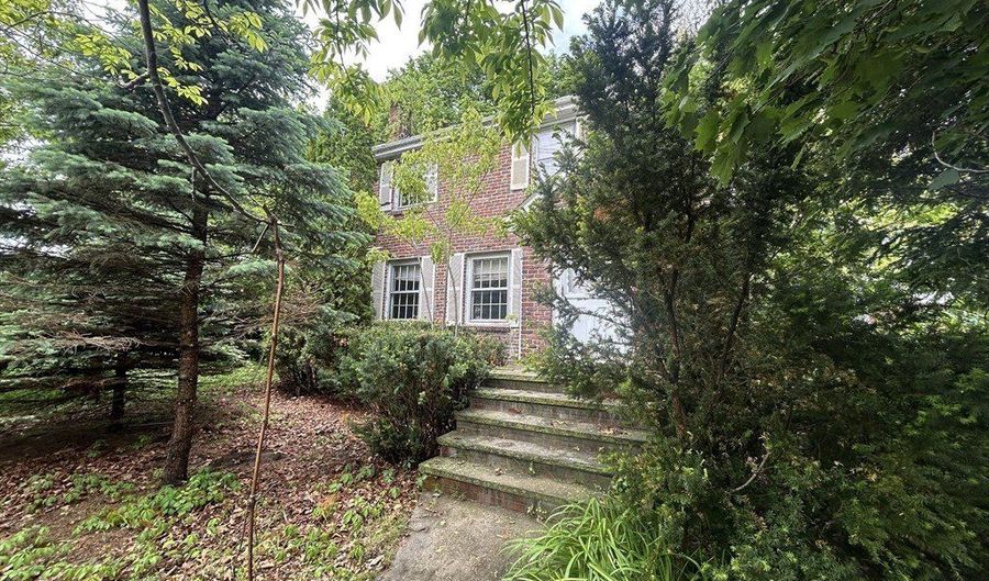 327 Appleton St, Arlington, MA 02476 - 4 Beds, 2 Bath