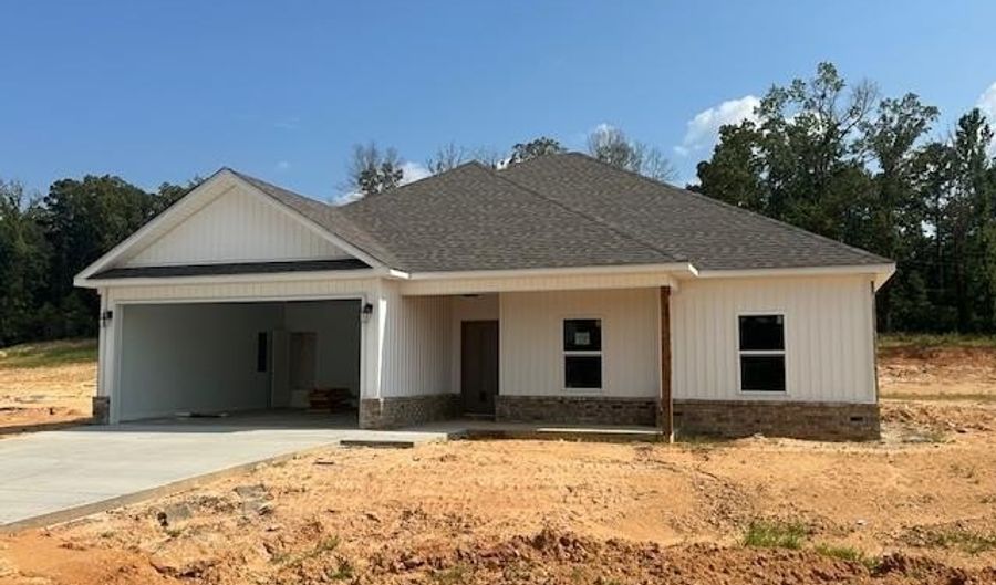 1176 Duke Dr, Bauxite, AR 72011 - 4 Beds, 2 Bath