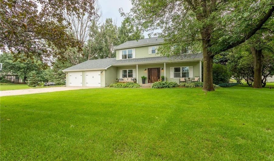 1921 Sherman Dr NW, Alexandria, MN 56308 - 4 Beds, 4 Bath