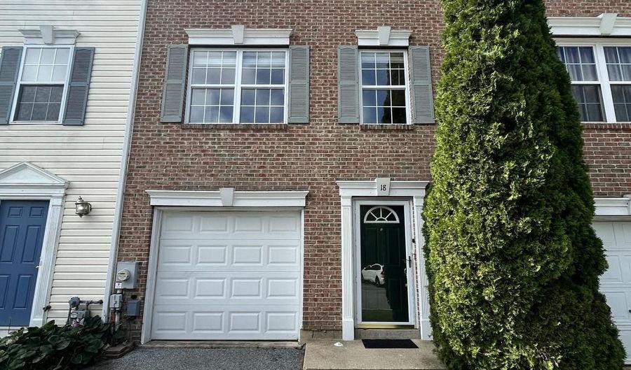 18 EMANDAN Ln, Hockessin, DE 19707 - 3 Beds, 3 Bath