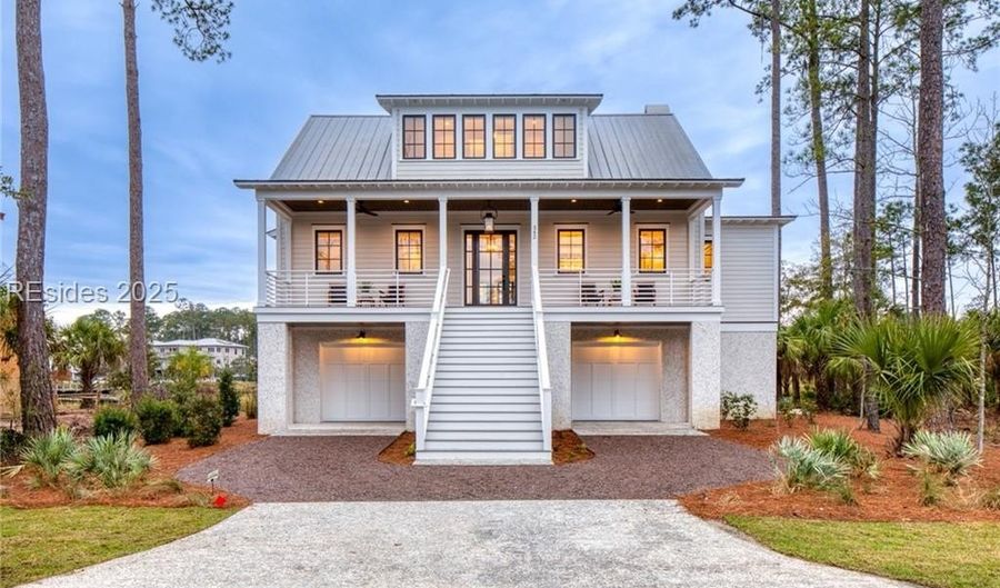 342 Corley St, Bluffton, SC 29910 - 4 Beds, 5 Bath
