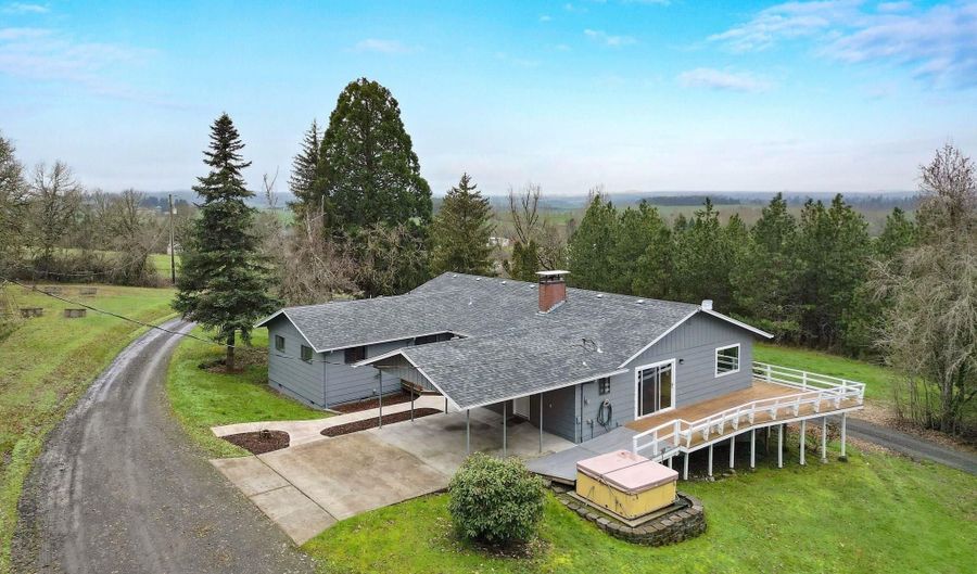 8700 Fruit Farm Rd, Independence, OR 97351 - 5 Beds, 3 Bath