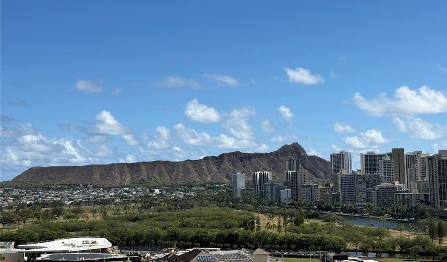 555 University Ave 1904, Honolulu, HI 96826 - 1 Beds, 1 Bath