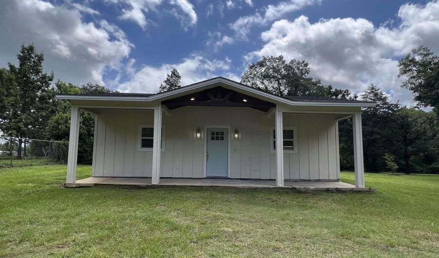 180 Lovers Ln, Alto, TX 75925 - 2 Beds, 2 Bath