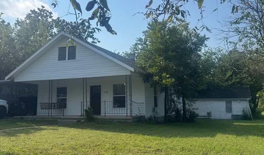 538 W. Jackson Ave, McAlester, OK 74501 - 2 Beds, 1 Bath