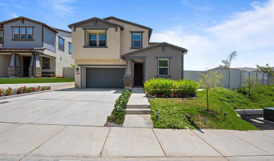 1485 Natalia Ct, Escondido, CA 92026 - 5 Beds, 4 Bath