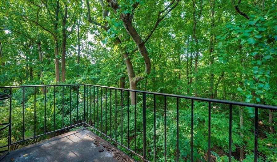 10619 MONTROSE Ave 202, Bethesda, MD 20814 - 2 Beds, 2 Bath