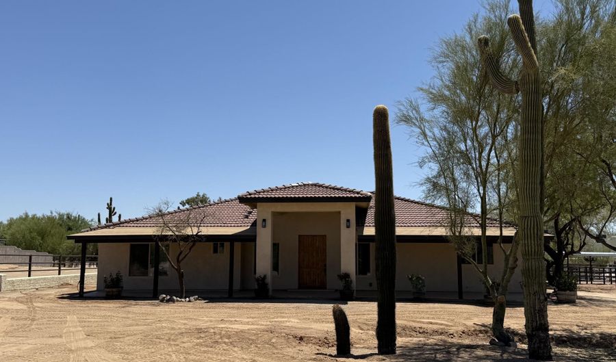 6703 E Calle De Las Estrellas 1, Cave Creek, AZ 85331 - 3 Beds, 2 Bath