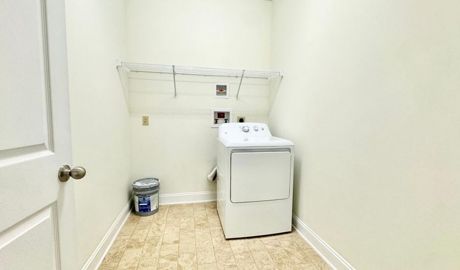 1665 KENTON Rd 101, Dover, DE 19904 - 2 Beds, 2 Bath