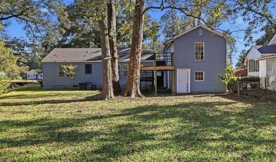 213 E Madison St, Bolton, MS 39041 - 2 Beds, 1 Bath