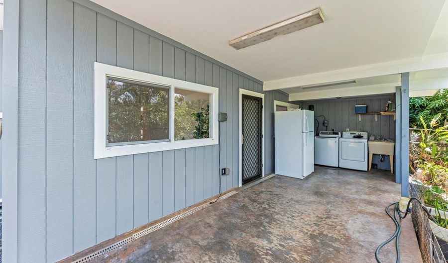 98-432 Ponohana Loop, Aiea, HI 96701 - 5 Beds, 2 Bath