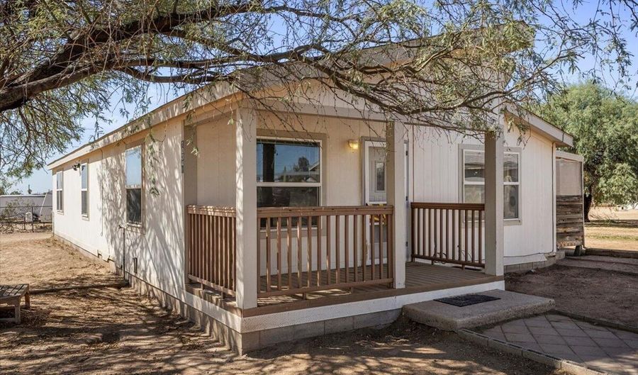 10348 N BATTLEFORD Dr, Casa Grande, AZ 85122 - 3 Beds, 2 Bath