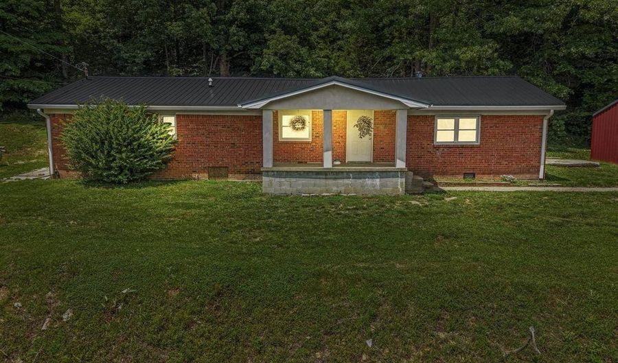 2088 Pine Ridge Rd, Battletown, KY 40104 - 3 Beds, 1 Bath