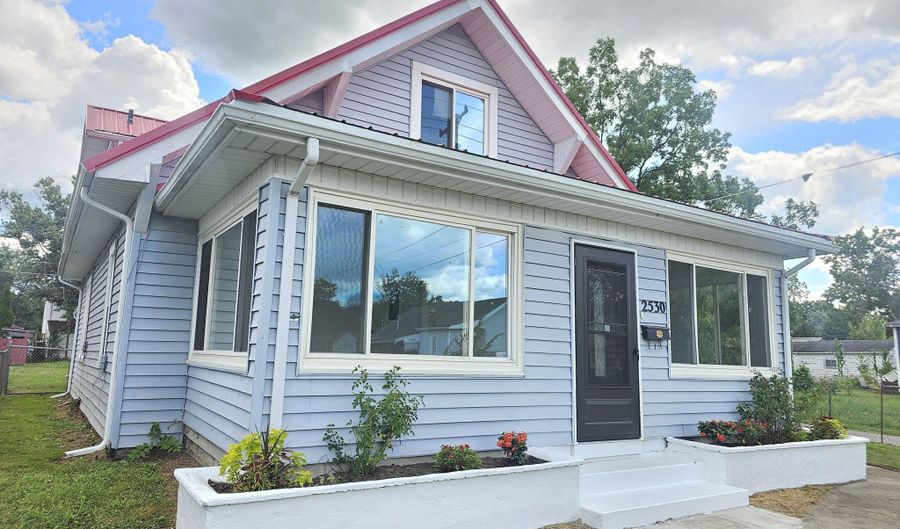 2530 Lincoln St, Anderson, IN 46016 - 4 Beds, 2 Bath