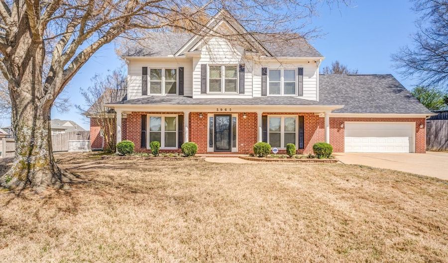 5960 ARLINGTON OAK Cv, Arlington, TN 38002 - 7 Beds, 6 Bath