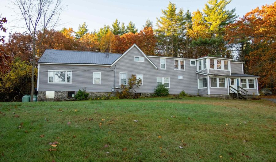 24 Grandview Rd, Bow, NH 03304 - 9 Beds, 3 Bath