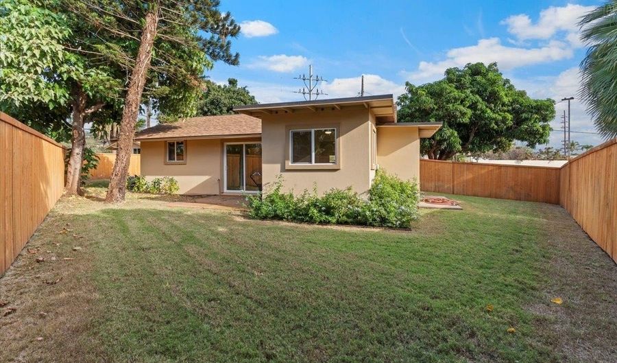 490 Kaiola Pl Unit B, Kihei, HI 96753 - 2 Beds, 1 Bath