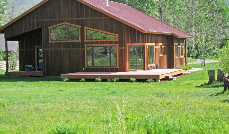 342 Broadford Rd, Bellevue, ID 83313 - 2 Beds, 2 Bath