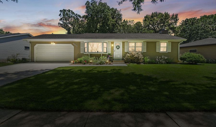 1813 Paso Roble Way, Madison, WI 53716 - 3 Beds, 1 Bath