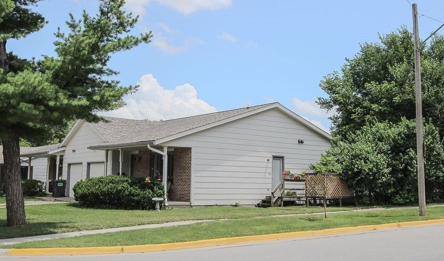 3422 West St, Ames, IA 50014 - 2 Beds, 2 Bath