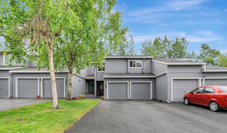 2214 Daybreak Ct, Anchorage, AK 99501 - 3 Beds, 2 Bath
