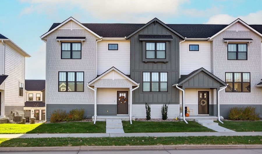 2829 SW Prairie Trail Pkwy, Ankeny, IA 50023 - 2 Beds, 3 Bath