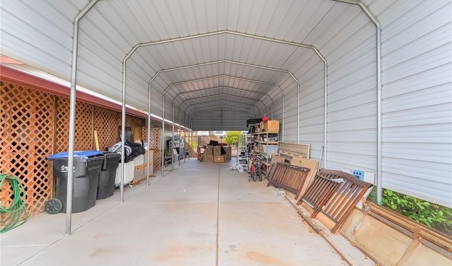 121 E Rancho Dr, Henderson, NV 89015 - 4 Beds, 3 Bath