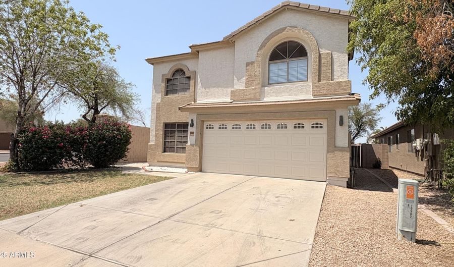 10562 W ALVARADO Rd, Avondale, AZ 85392 - 5 Beds, 3 Bath