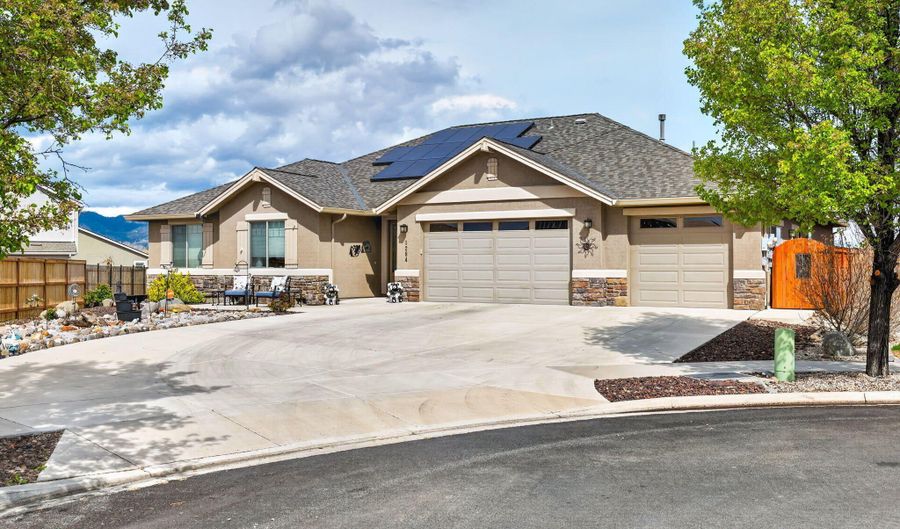 1284 Cedar Brook Ct, Gardnerville, NV 89460 - 4 Beds, 3 Bath