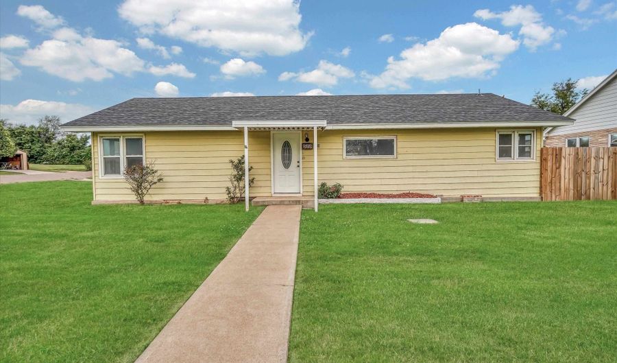 323 Ave J, Beaver, OK 73932 - 3 Beds, 2 Bath