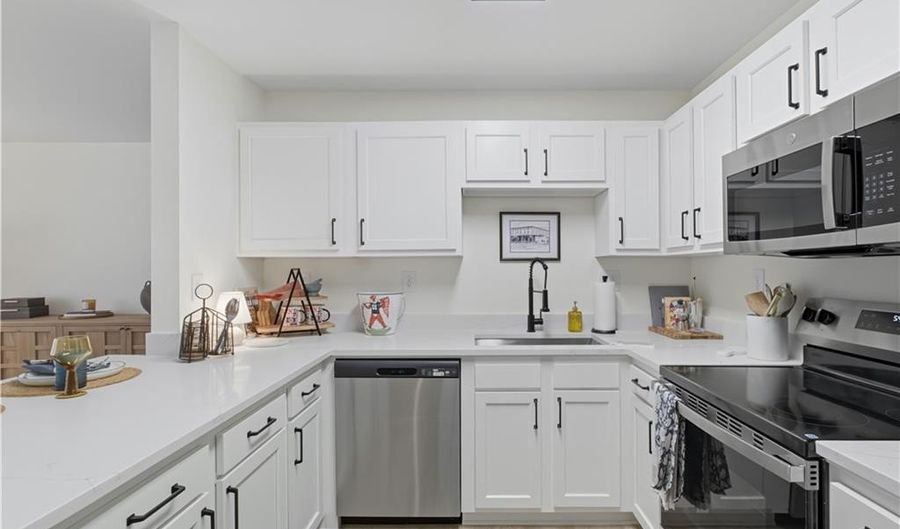 626 SHUG JORDAN Pkwy, Auburn, AL 36830 - 3 Beds, 3 Bath