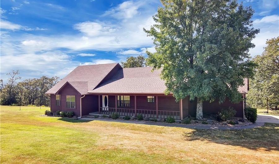 1230 Thomas Hill Dr, Alma, AR 72921 - 3 Beds, 2 Bath