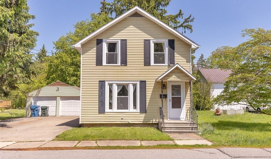 133 Crownhill Ave, Amherst, OH 44001 - 3 Beds, 1 Bath