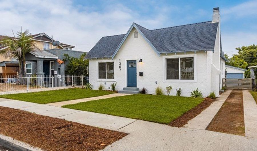 1307 W 104th, Los Angeles, CA 90044 - 5 Beds, 3 Bath