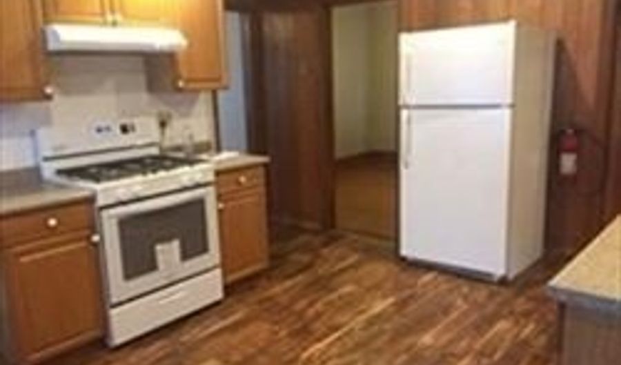296 S Main St 1, Attleboro, MA 02703 - 3 Beds, 1 Bath