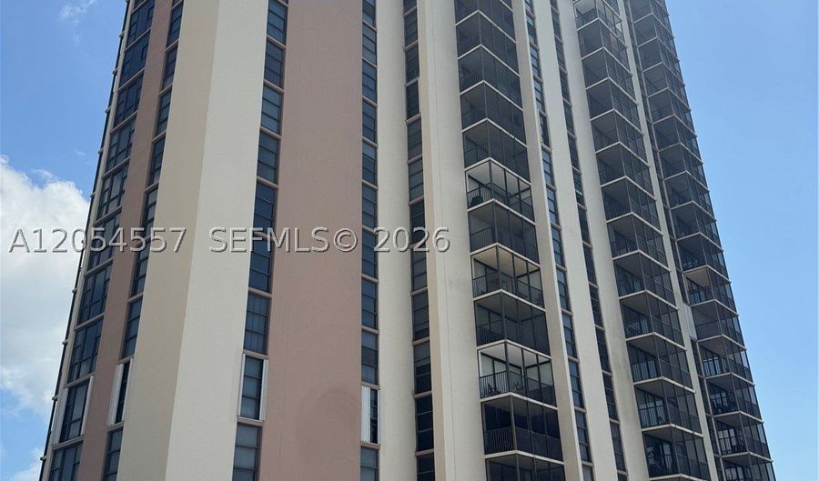 20335 W Country Club Dr 1206, Aventura, FL 33180 - 2 Beds, 2 Bath