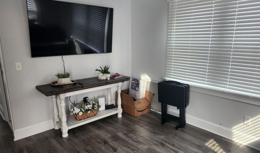 200 15th Ave, Belmar, NJ 07719 - 1 Beds, 1 Bath